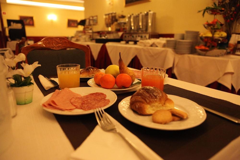 Impero Hotell 3*