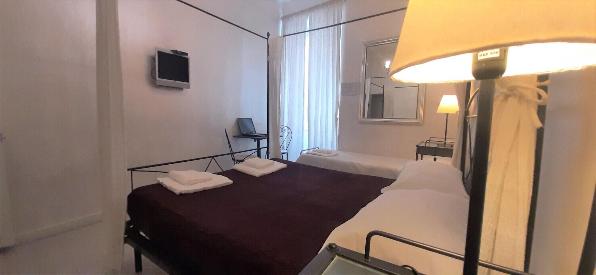 Wrh Trastevere Affittacamere 3*
