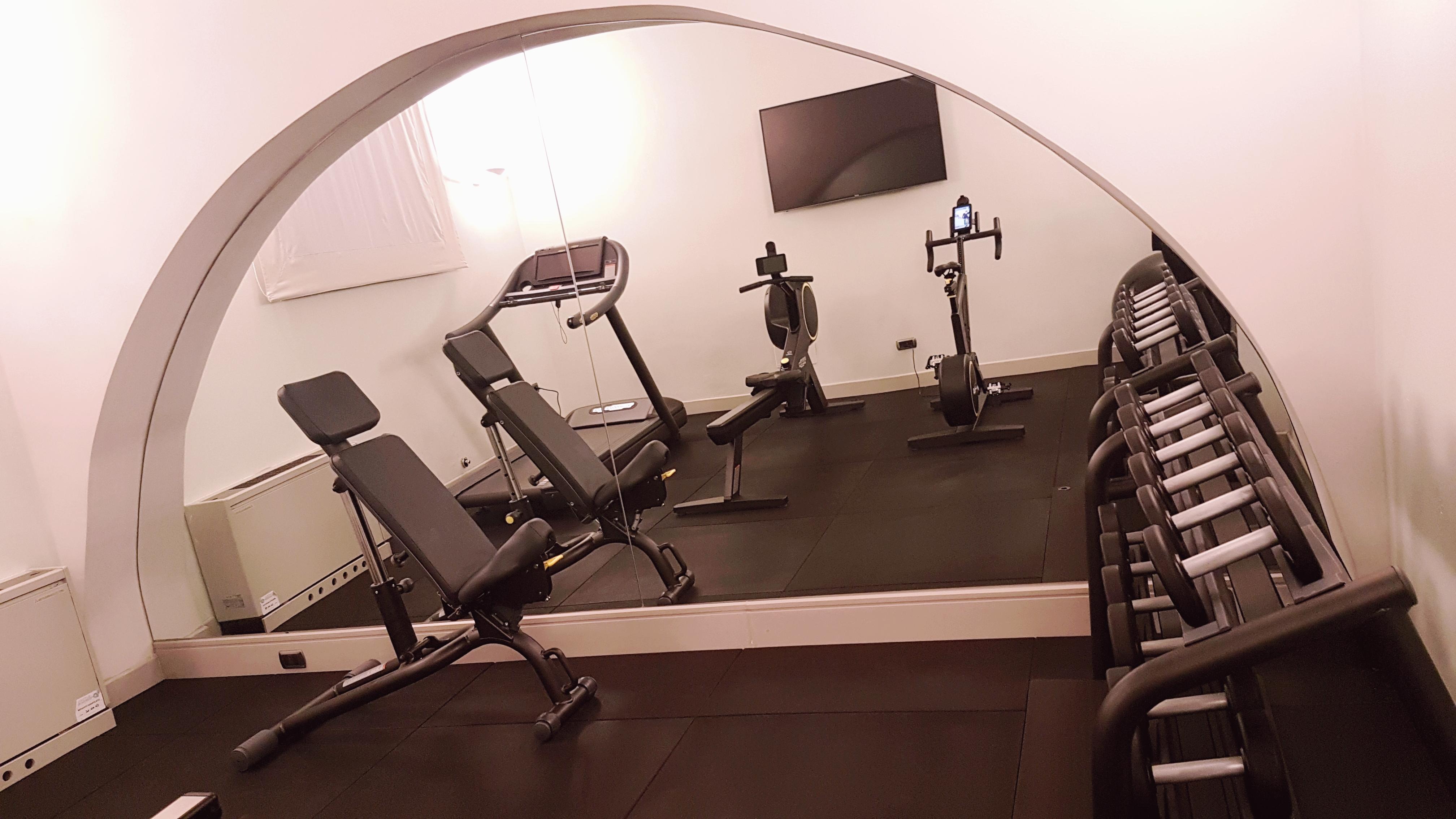 Monti Palace Hotell 4*
