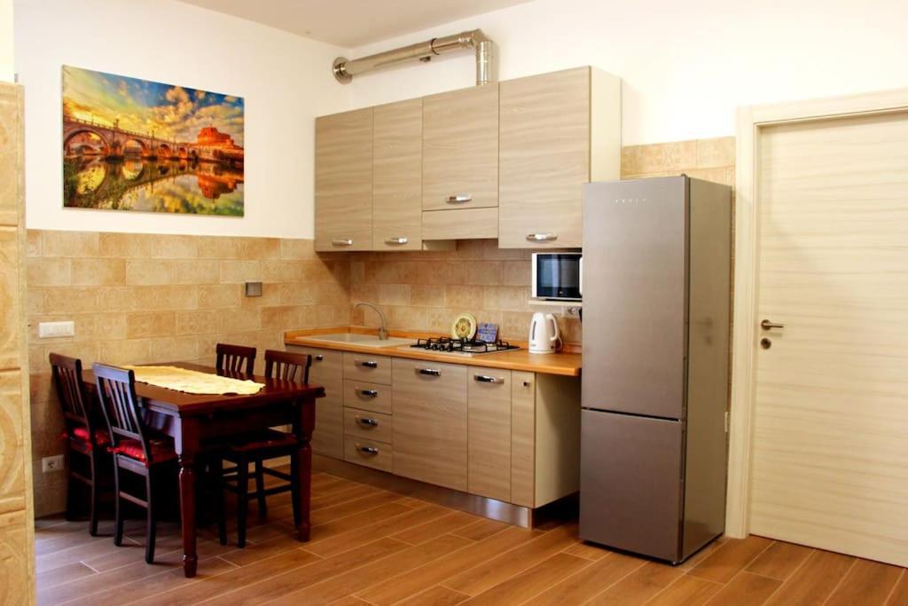 Casa E Per Vacanze Bonifazi Feriehus Roma