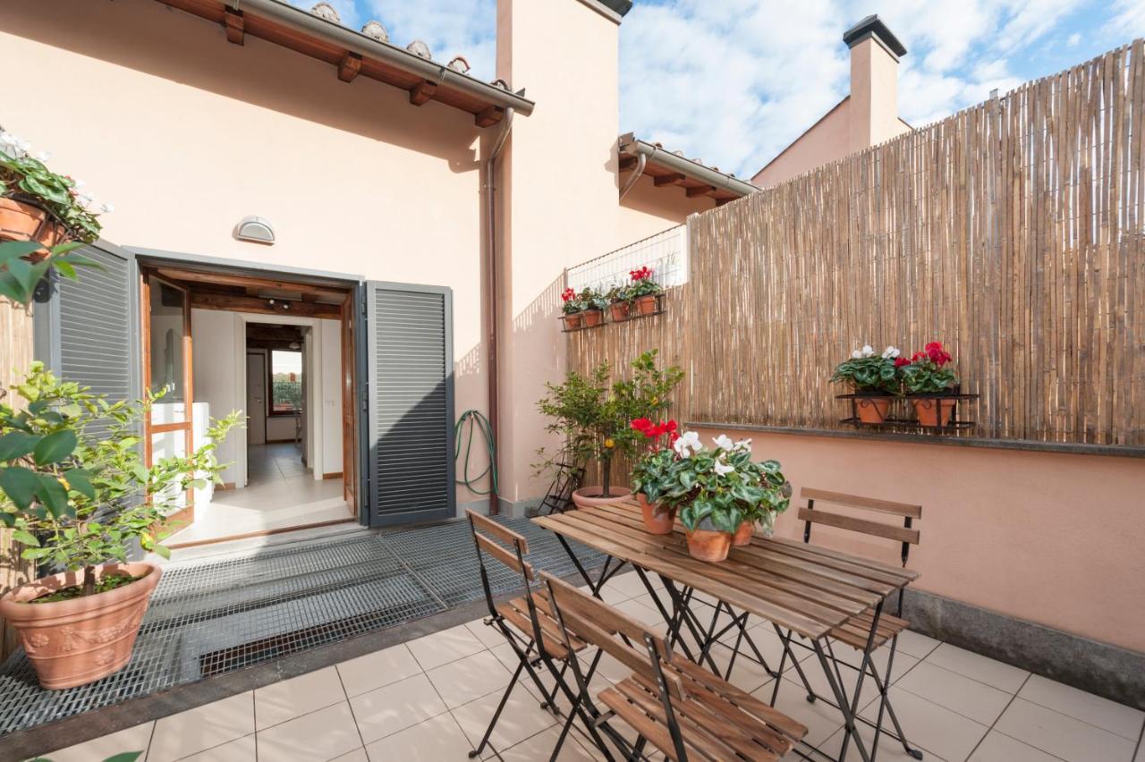 Charming Patio House In San Lorenzo Roma