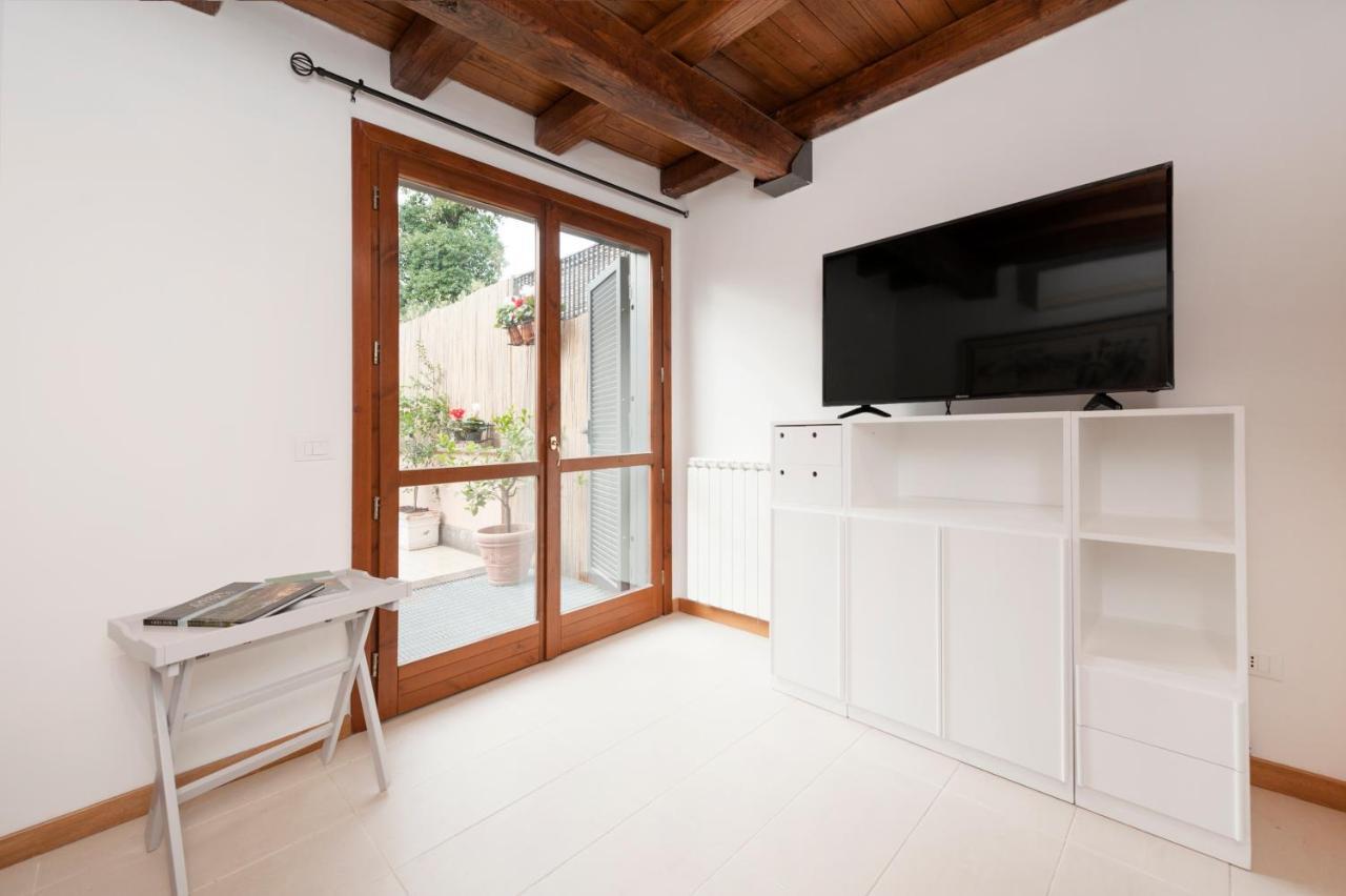 Apartamento Charming Patio House In San Lorenzo *