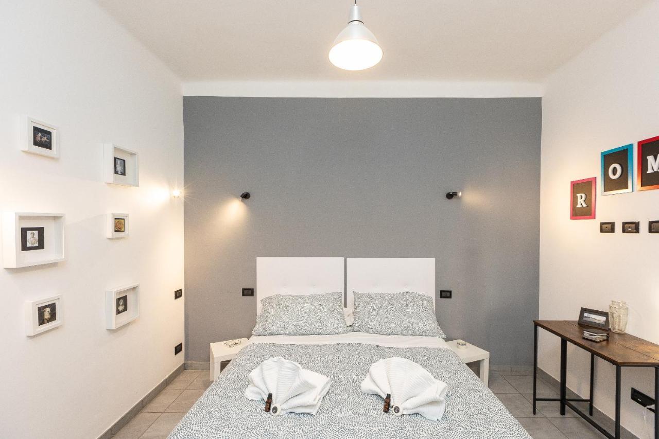 Paruta By In Apartment *