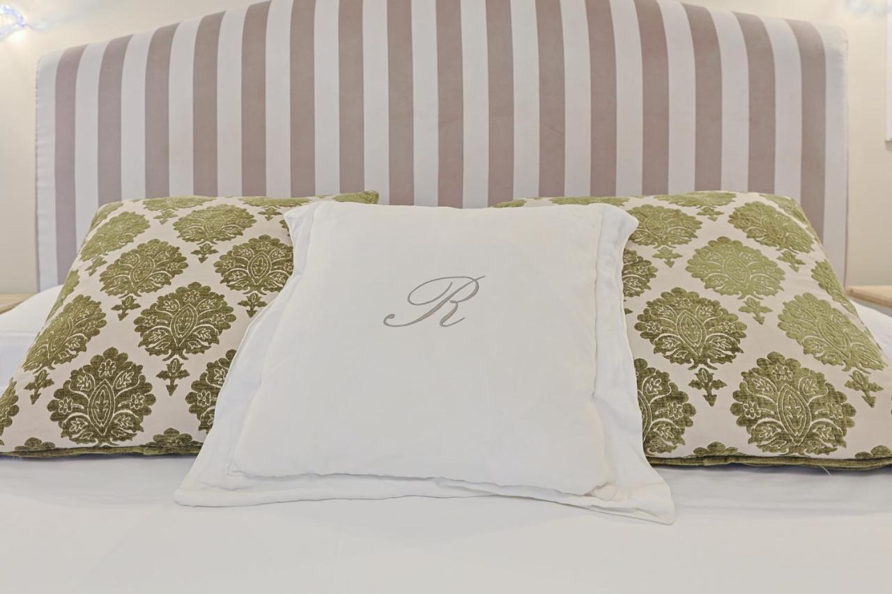 Art House Suites56 Via Del Babuino 56 * Roma