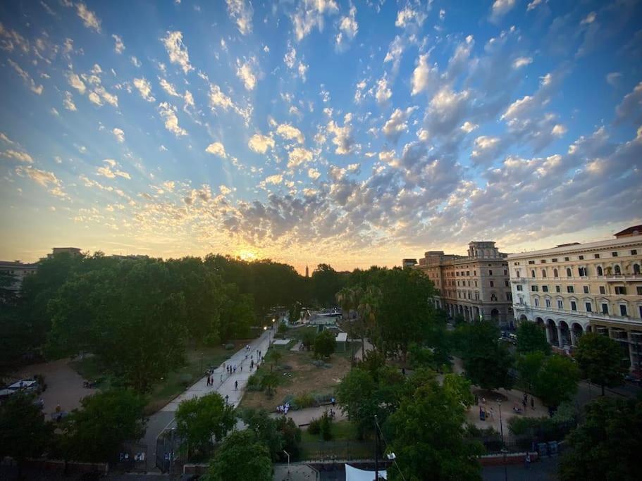 Bright Flat With Wonderful Views In The Centre Appartamento