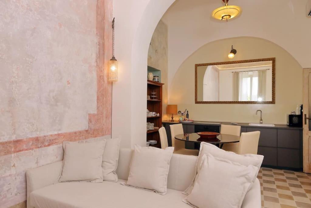 Bright Flat With Wonderful Views In The Centre Roma