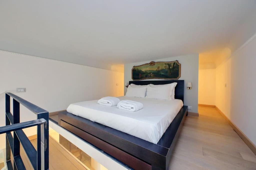 Bright Flat With Wonderful Views In The Centre Appartamento