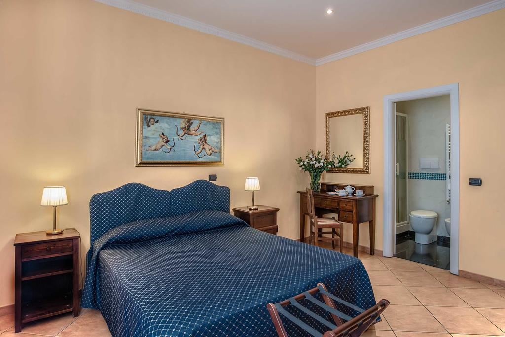 Caracciolo Hotell