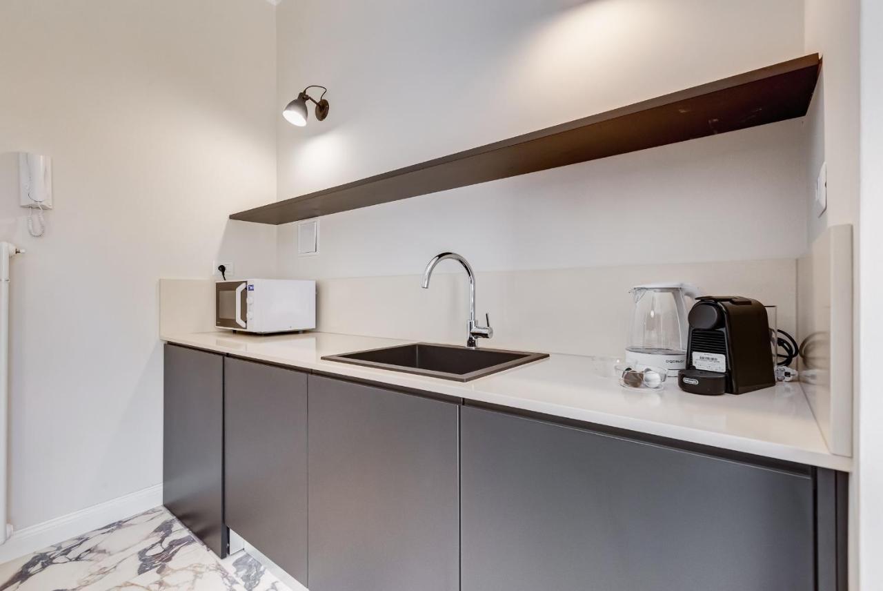 Bmga L Chic And Charm 3bdr Apt In Coppede District * Roma