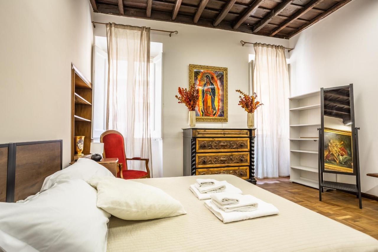 Apartment Sacra Mysteria Vatican