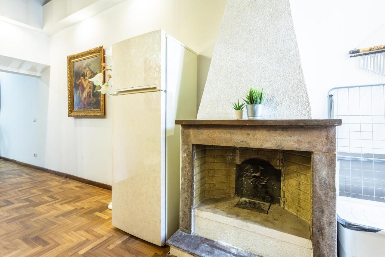 Sacra Mysteria Vatican Apartment Rome