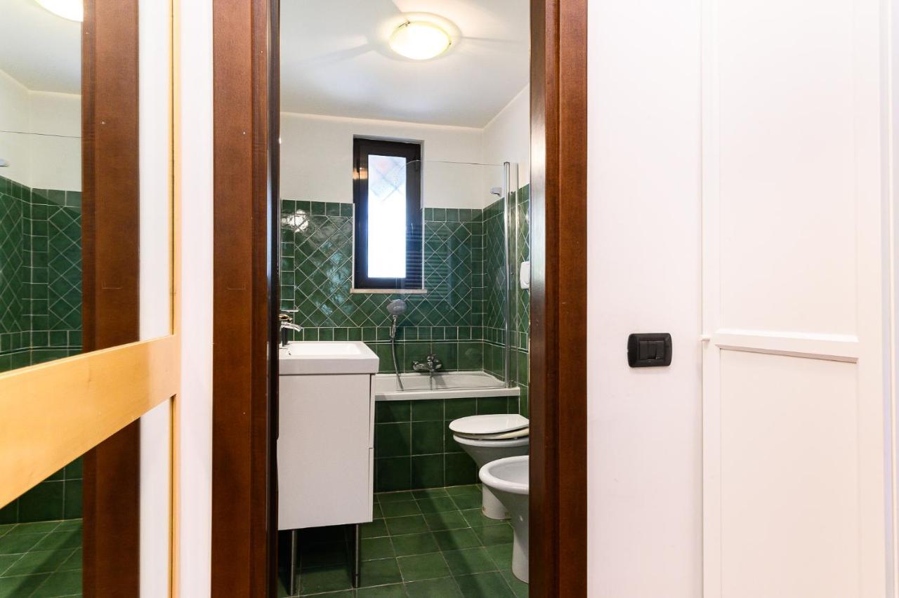 Cozy With Balcony By Ndp Rent Appartamento Roma