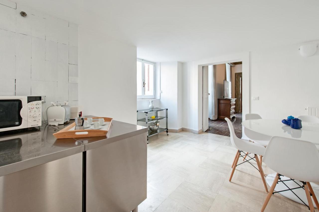 Ancient Palace In Downtown Apartamento Roma