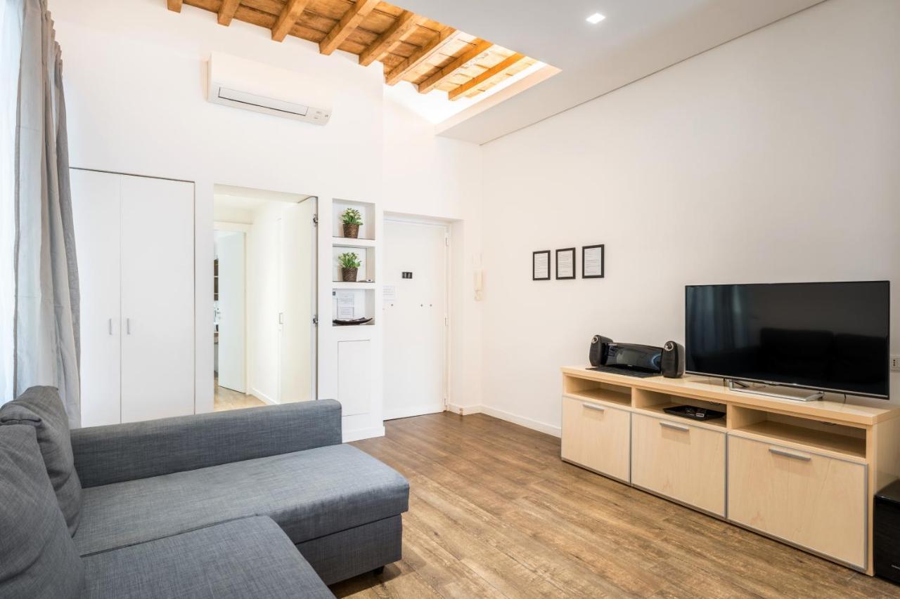 About Colosseo - Al Colosseo Nel Cuore Di - Free Wifi Apartamento Roma