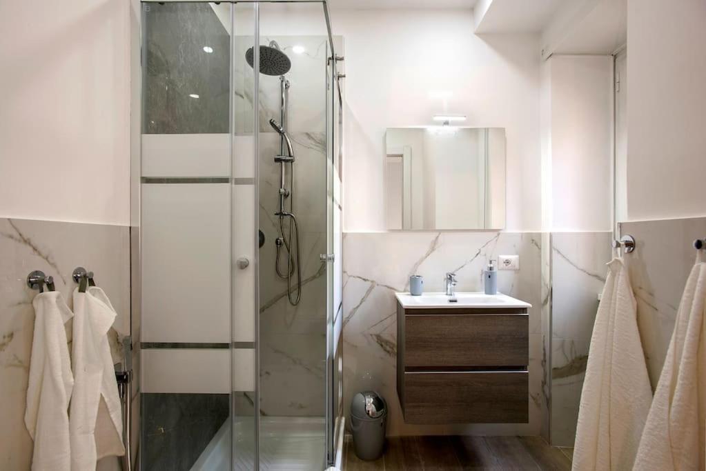 Appartamento Moderno Tuscolana 2 Bdr And Living Metro A
