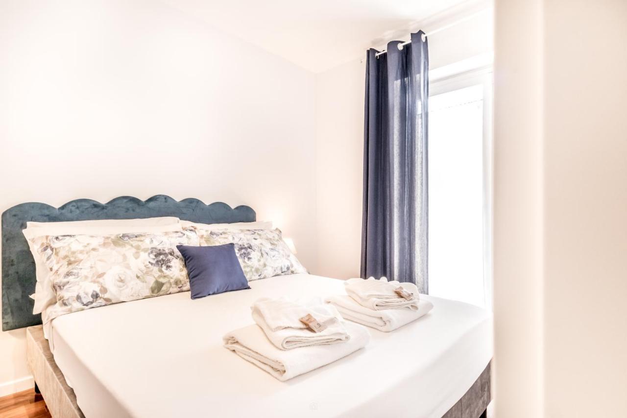 Bbhome Penthouse Bright And Elegant Metro Conca D'oro Apartment