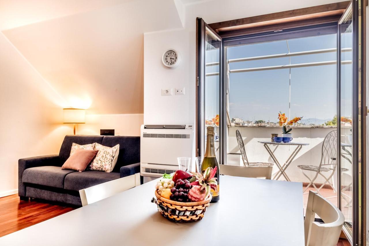 Bbhome Penthouse Bright And Elegant Metro Conca D'oro *
