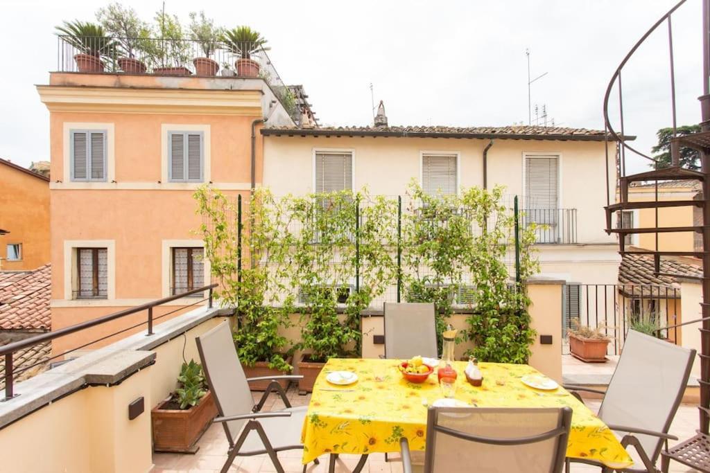 Apartamento Frangipane 31 Monti Terrace *