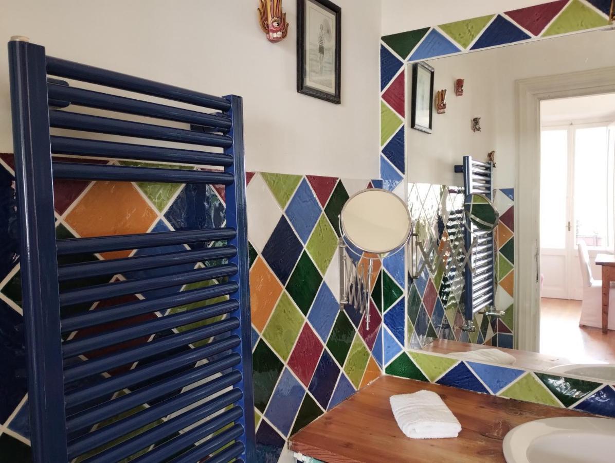 Dimora Torlonia - Elegance & Light In Apartamento *