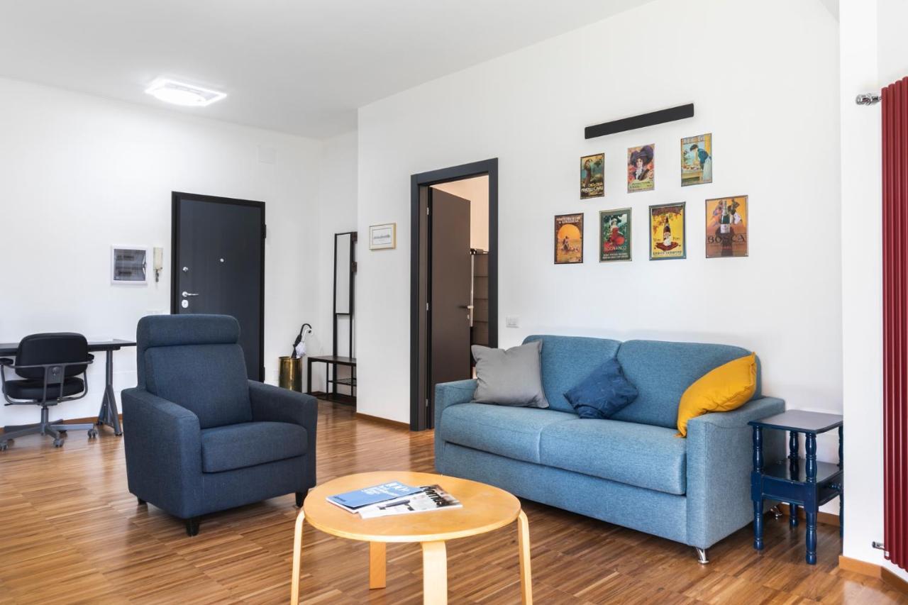 Cozy Flat 2 Bedrooms 2 Bathrooms With Balcony * Roma
