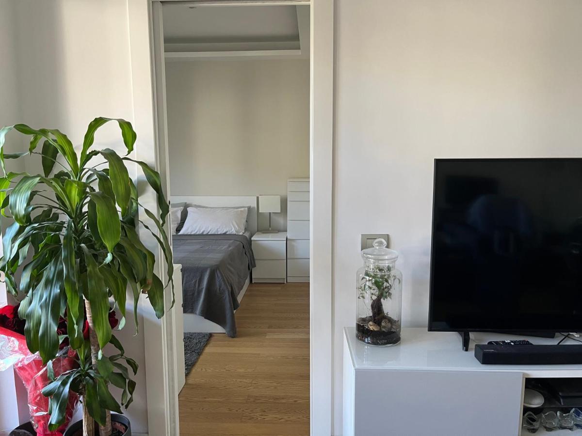 Apartamento Moderno Bilocale Con Terrazzo Roma