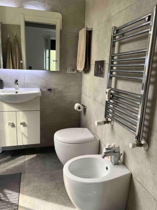 Moderno Bilocale Con Terrazzo * Roma