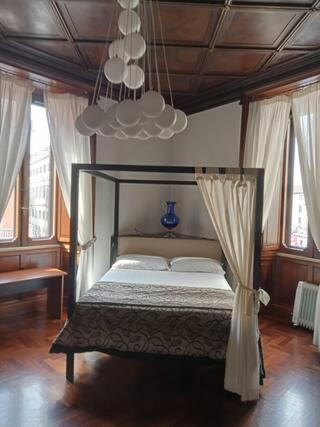 Princess House Apartment Rom