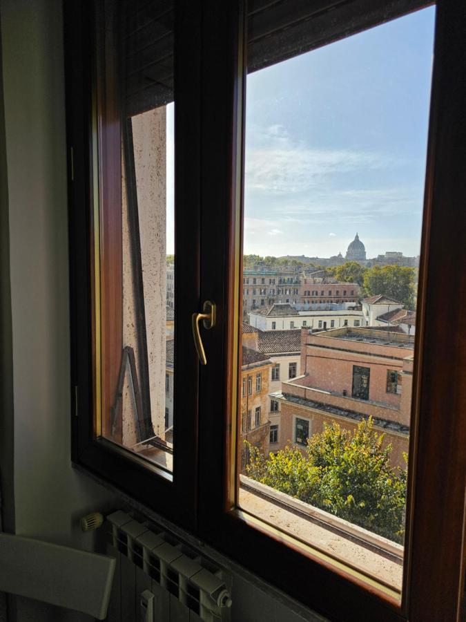 St. Peter's Apartment *