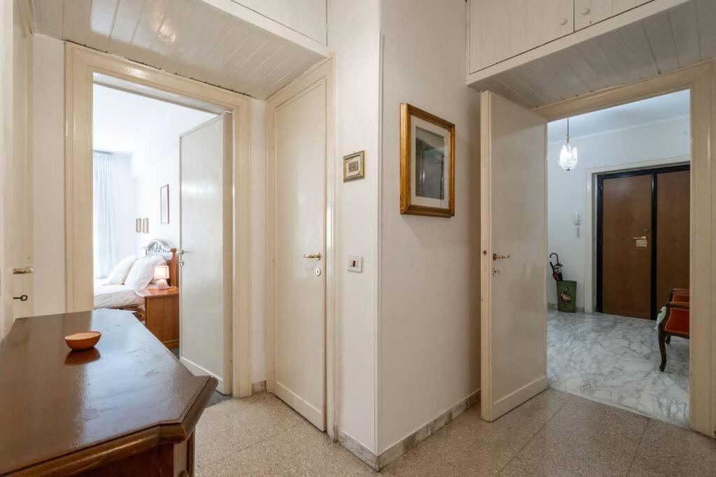 Vaticano-metro A Luminoso Quadrilocale Apartamento Roma