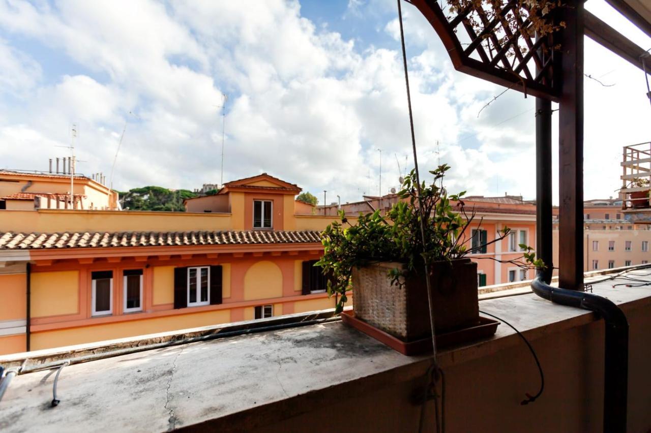 Cavalleggeri House *