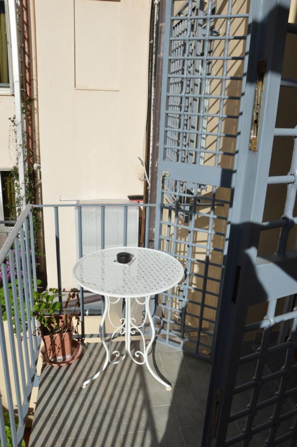 Love Nest In The Heart Of Roma