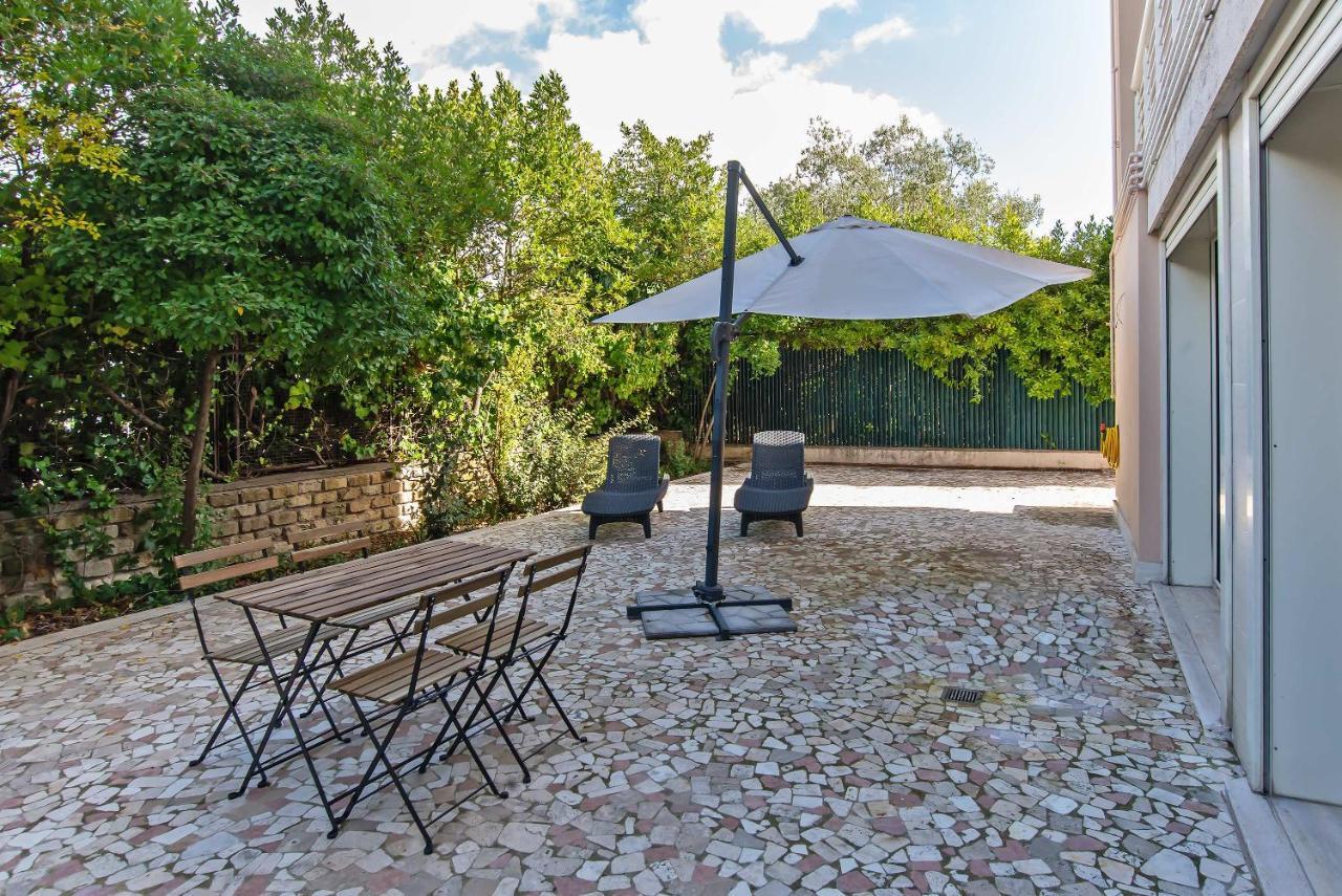 Tre Fontane Apartamento *