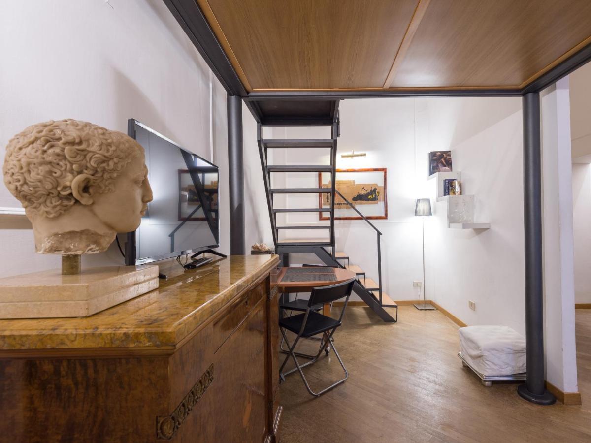 Spanish Steps Frezza Loft Rome
