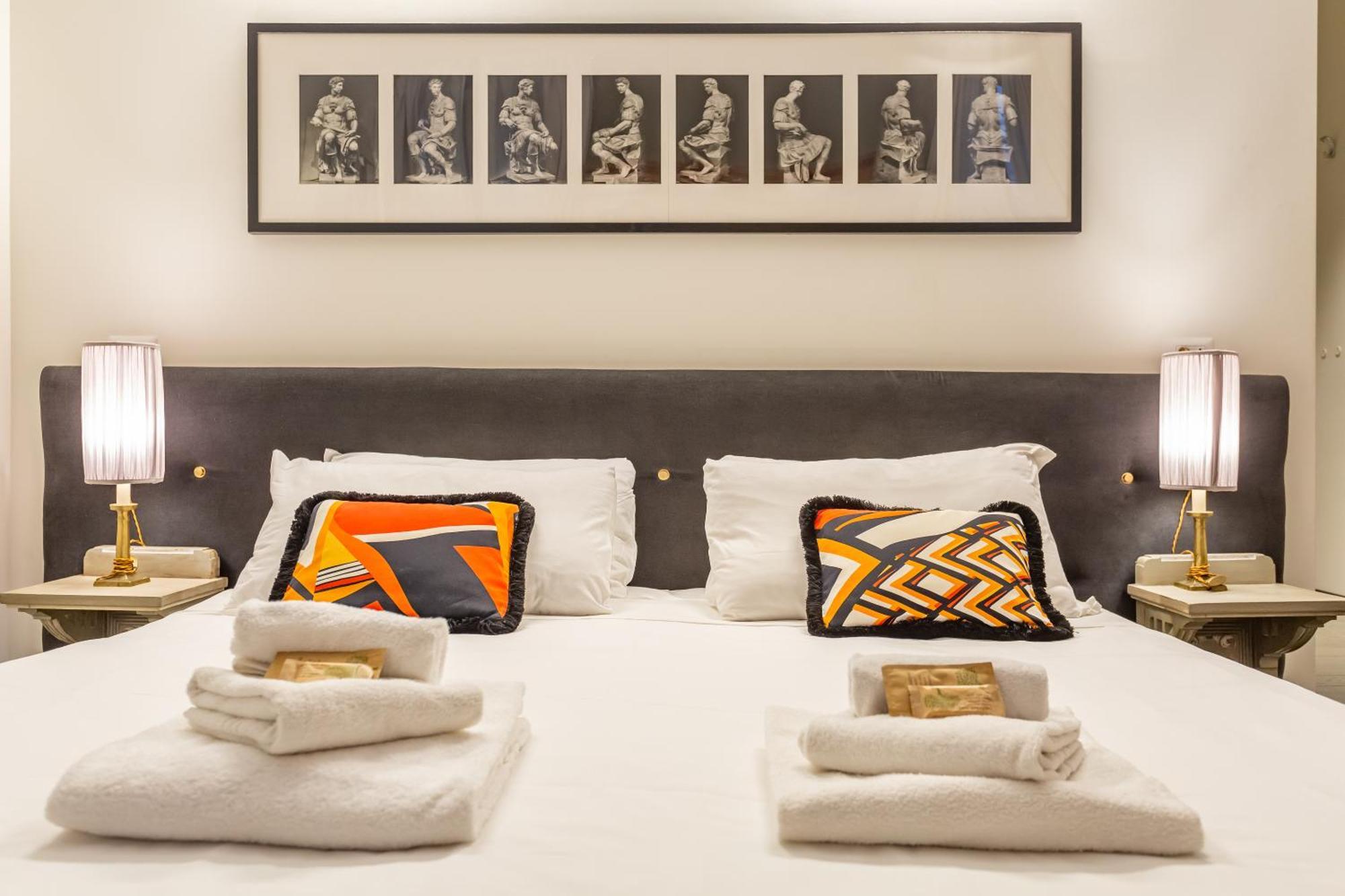 Spanish Steps Deluxe Apartamento *