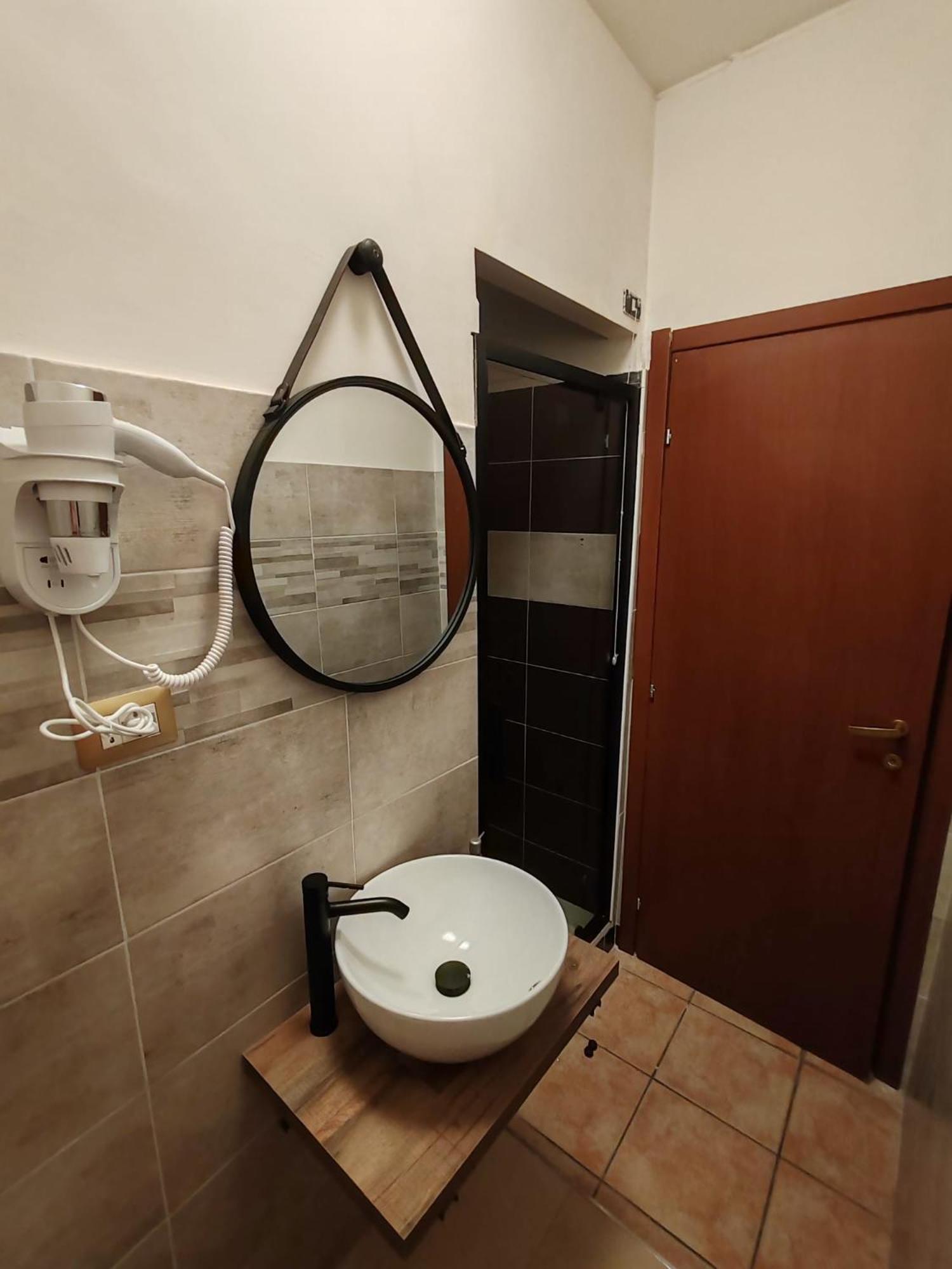 Alojamento de Acomodação e Pequeno-almoço Piazza Ragusa 3*