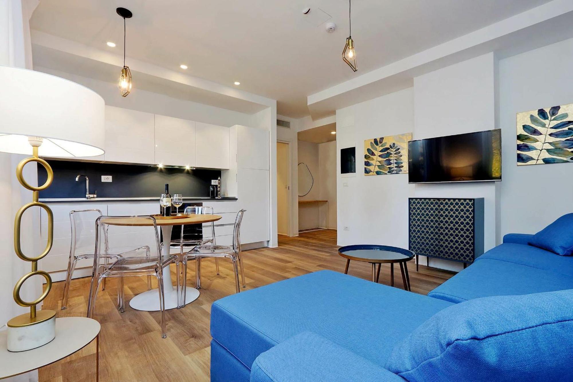 La Flavia Design By Halldis Rom