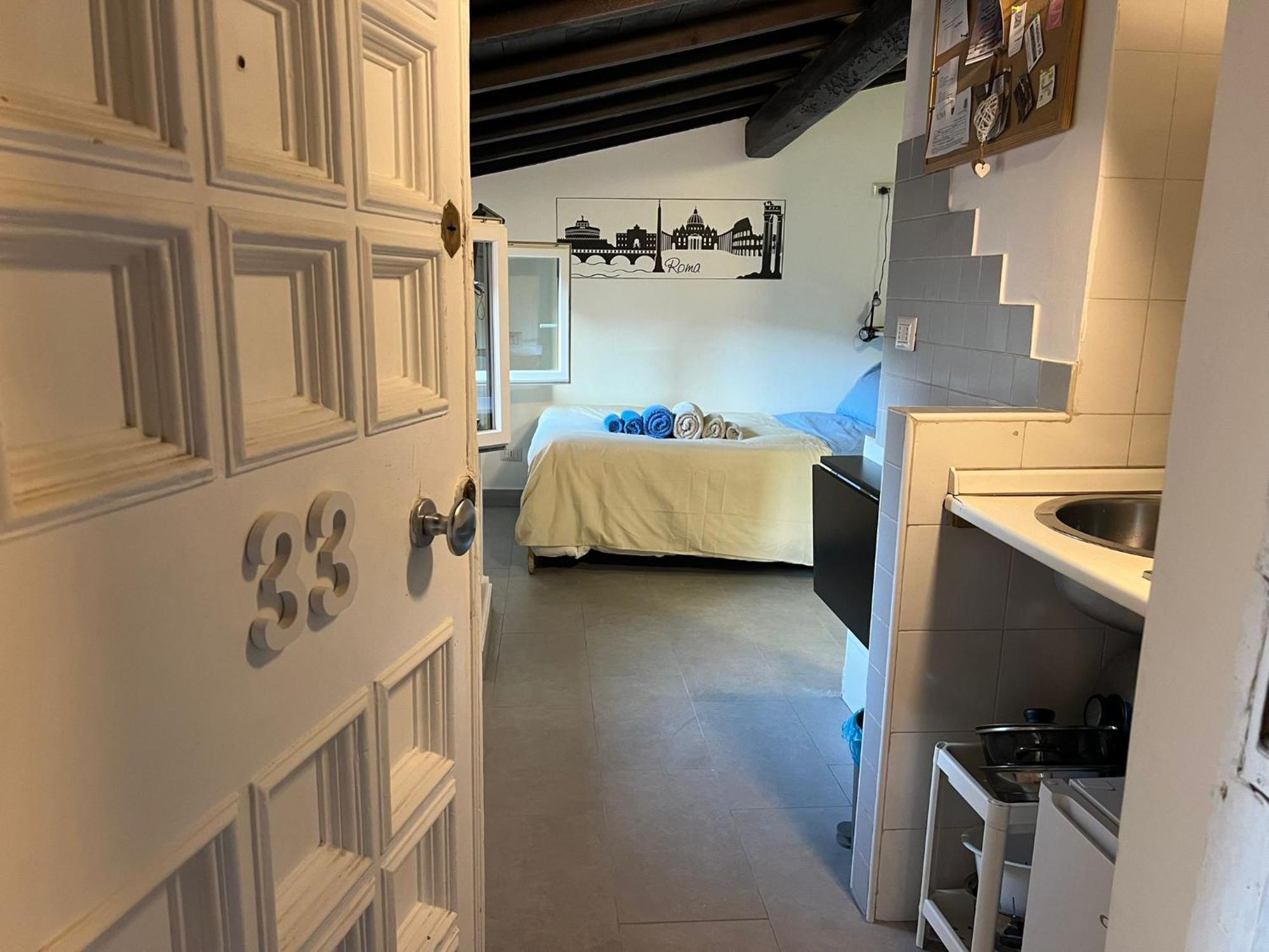 Monolocale Trastevere Locato Per Finalita Turistiche Leilighet Roma