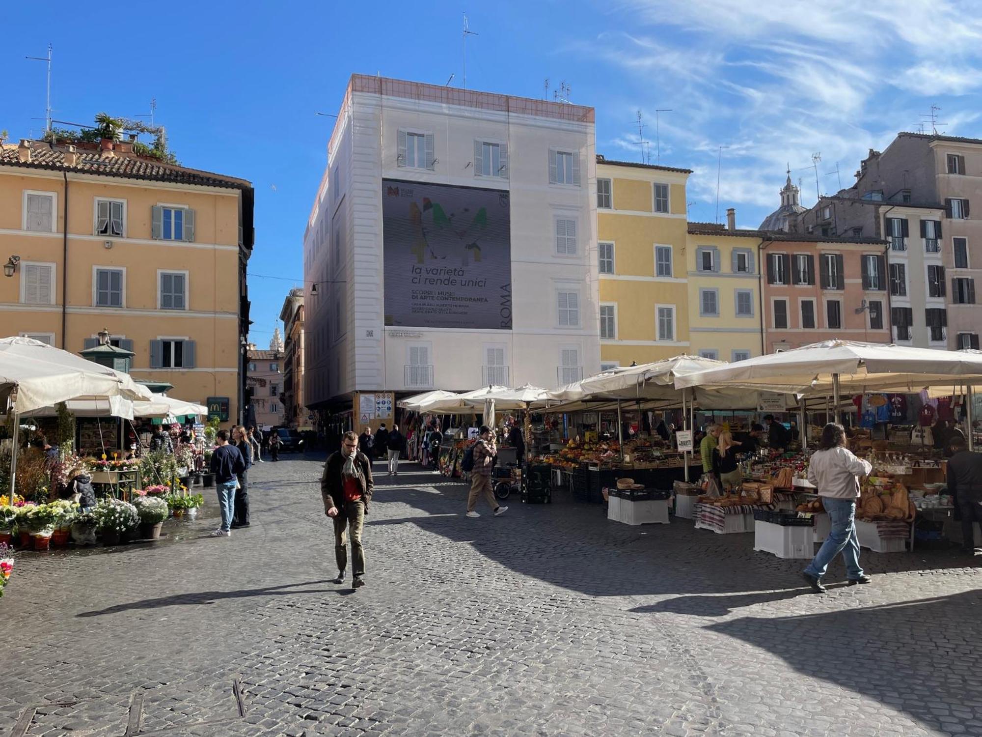 View On Campo De Fiori Irex *