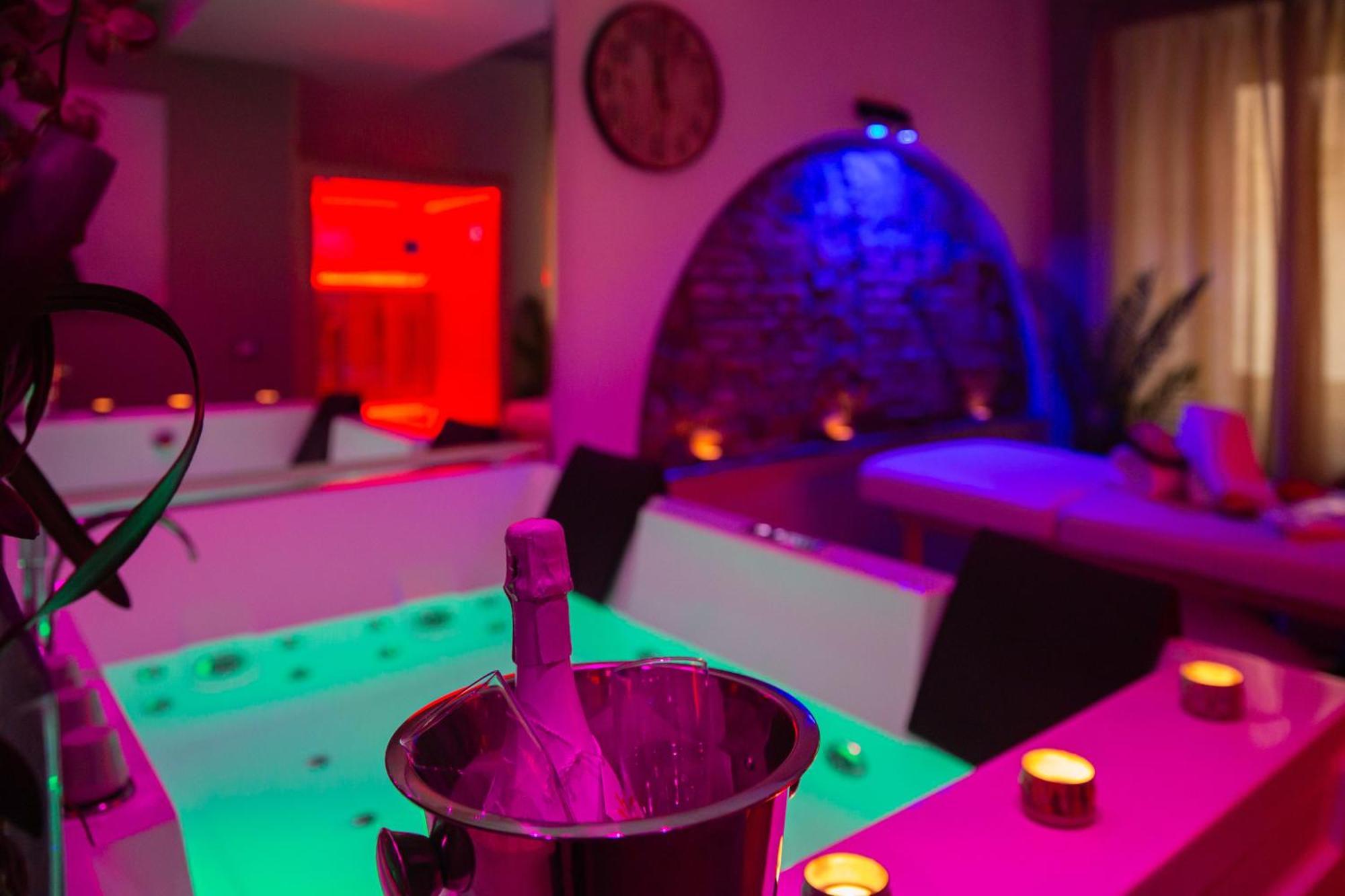 Corso 107 Wellness & * Roma