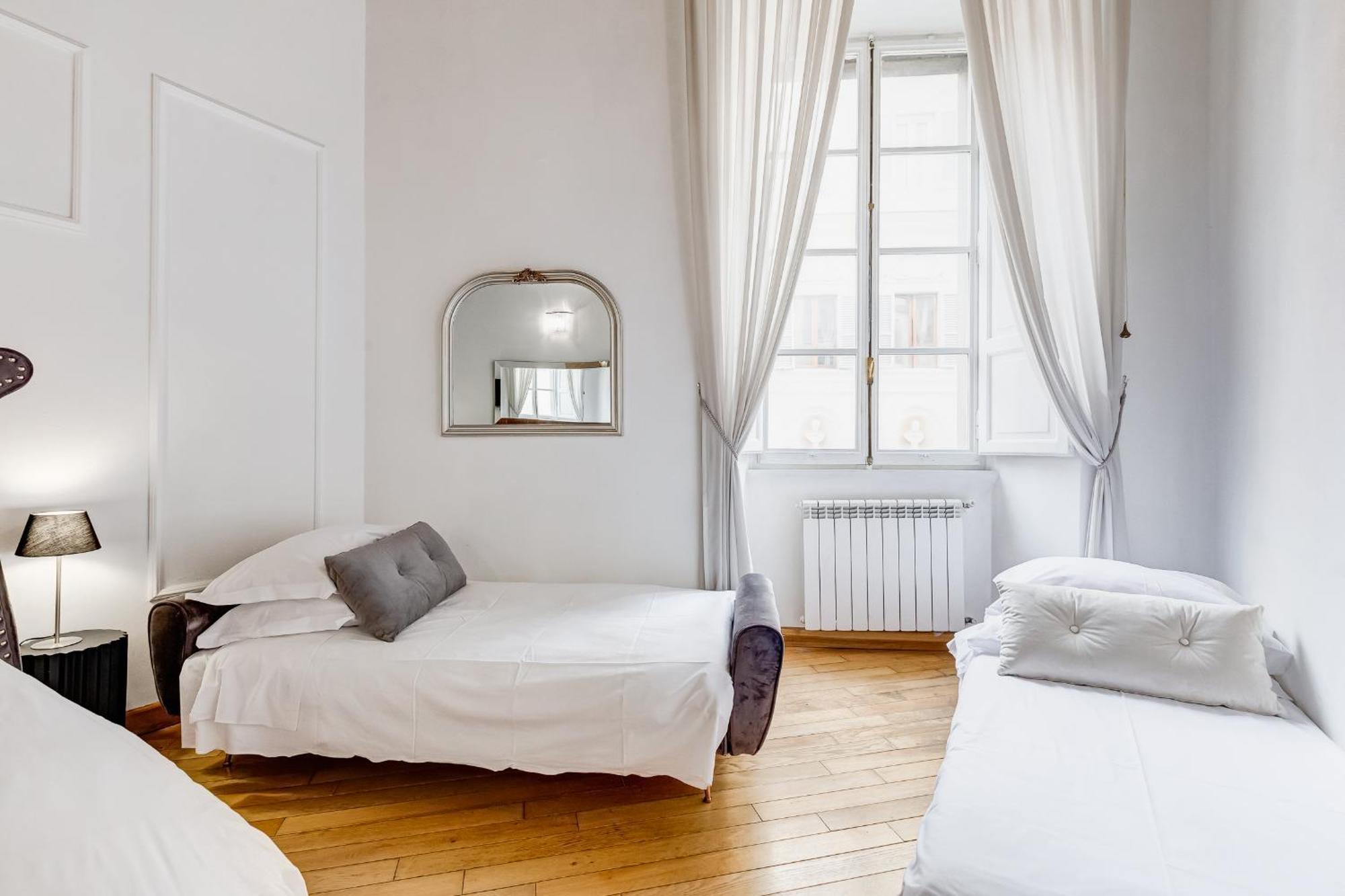 New Opening!! - Babuino Exclusive Rome