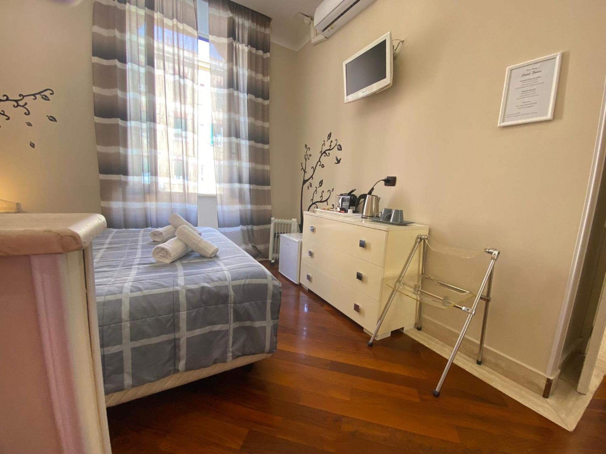 Rent Saint Peter * Rom