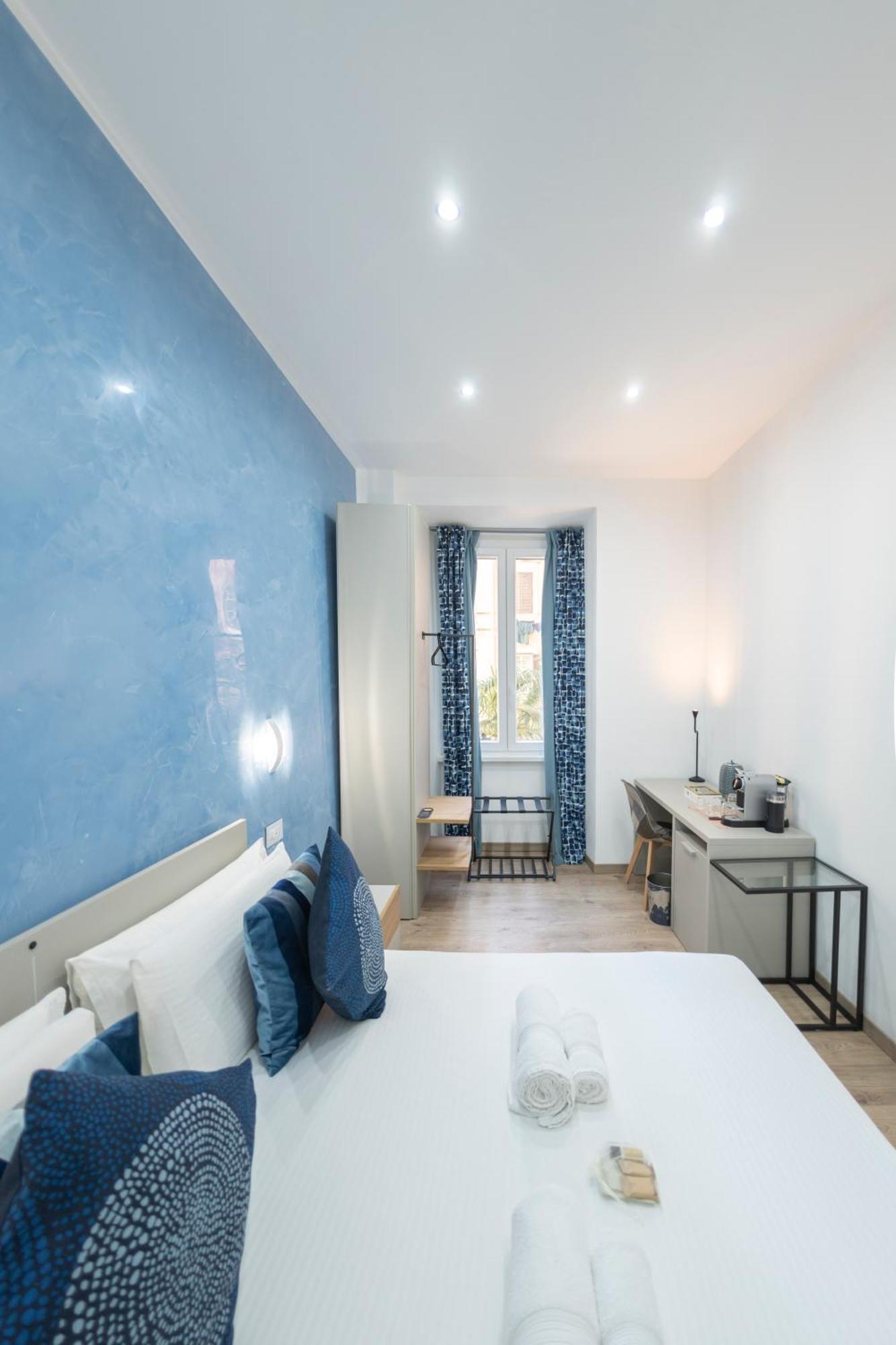 Catone Luxury Rom