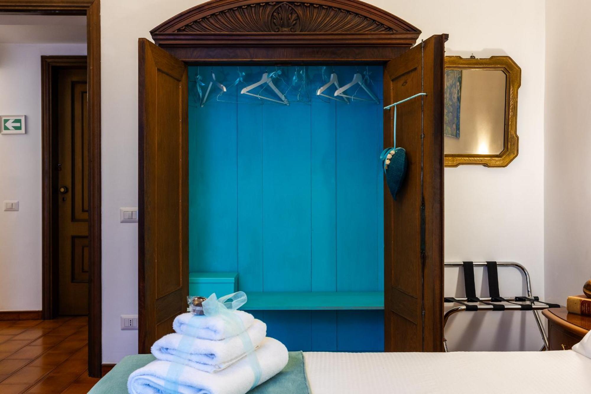 E Il Pittore Apartment