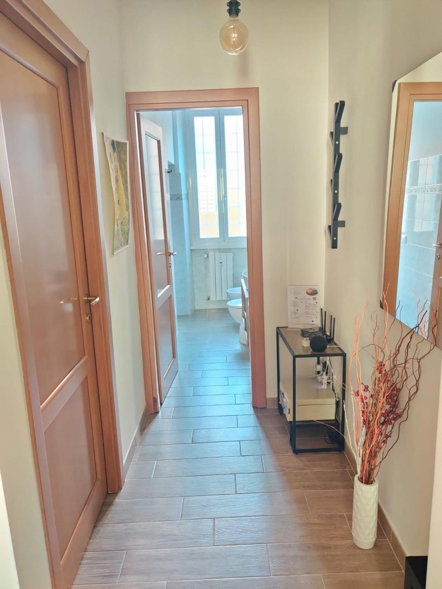 Leilighet Agli Acquedotti, Con Giardino Privato