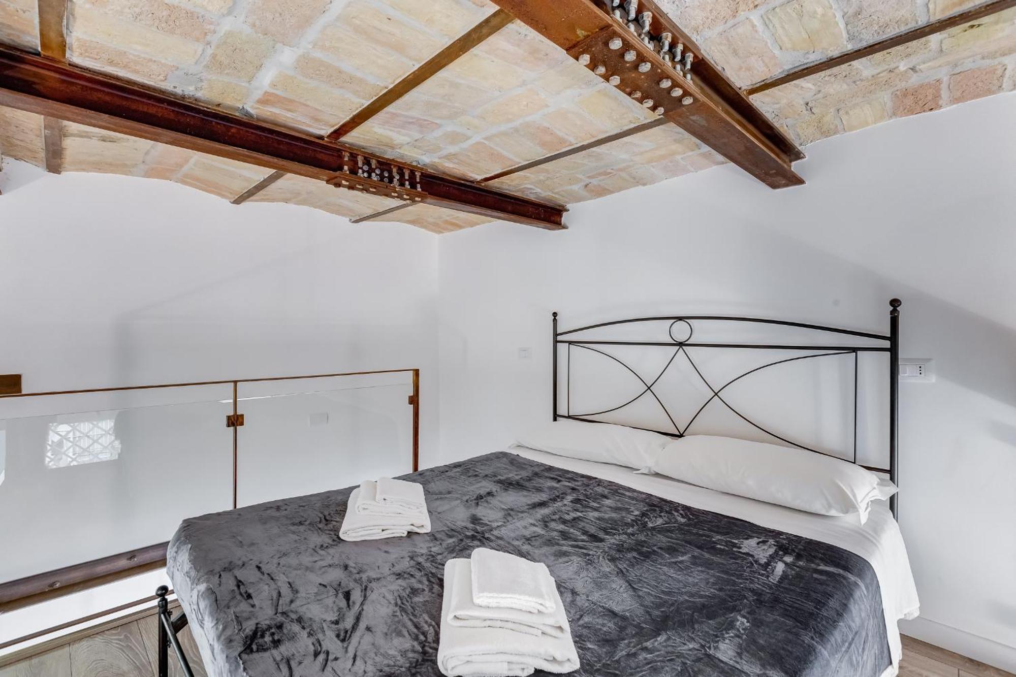 Apartment Inner House 3 *