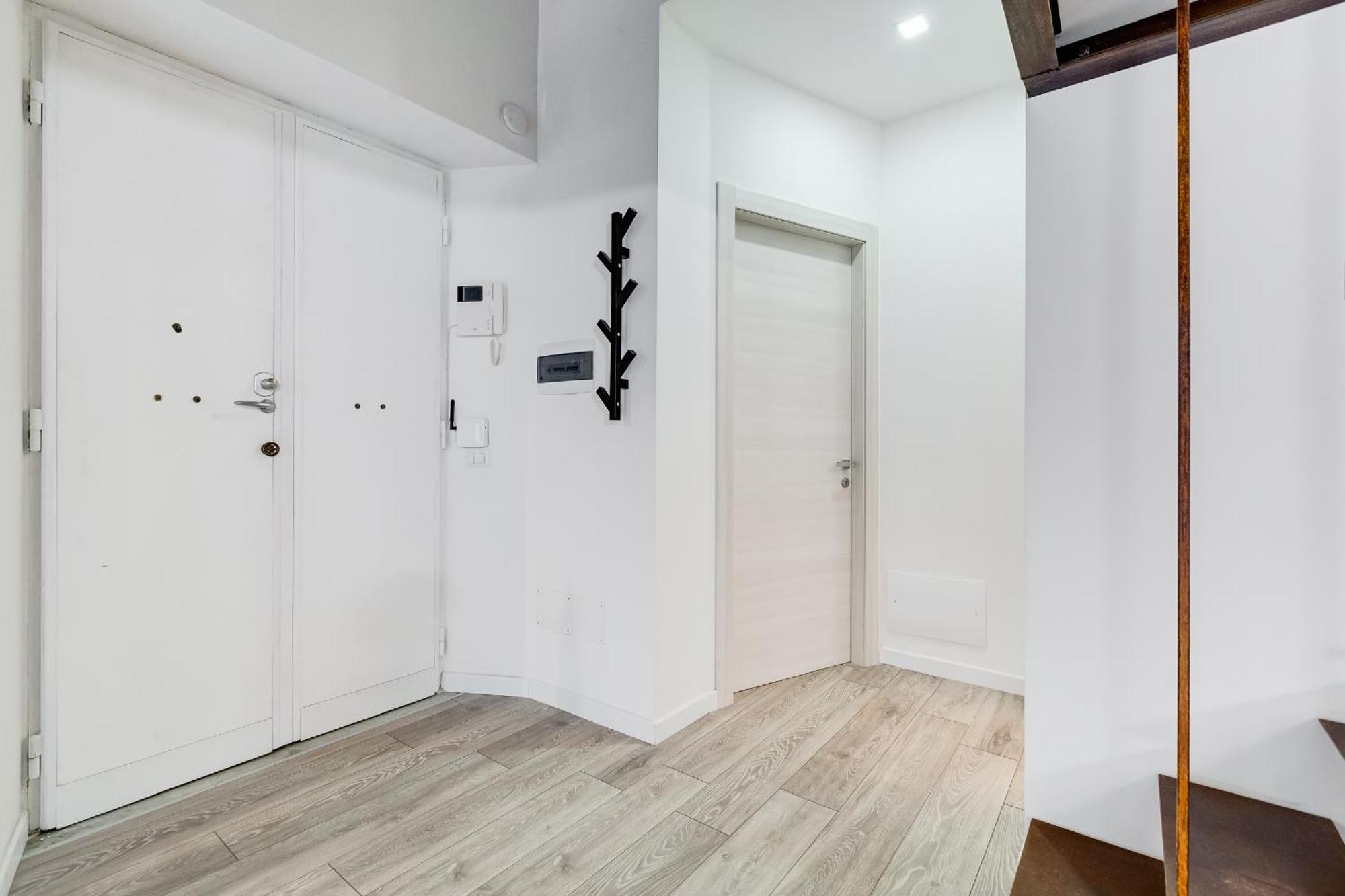 Inner House 3 *