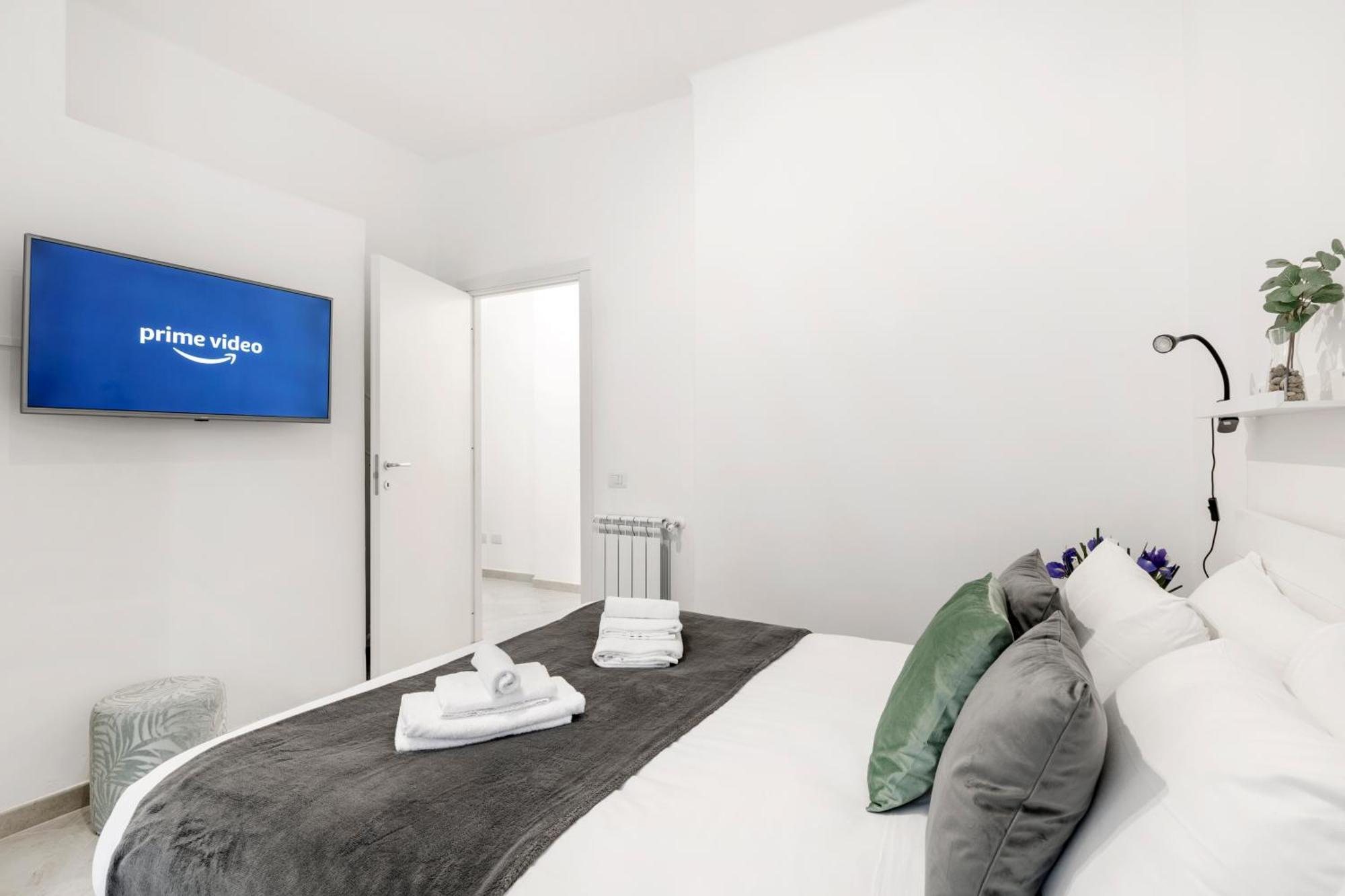 White Flat San Lorenzo Apartment *