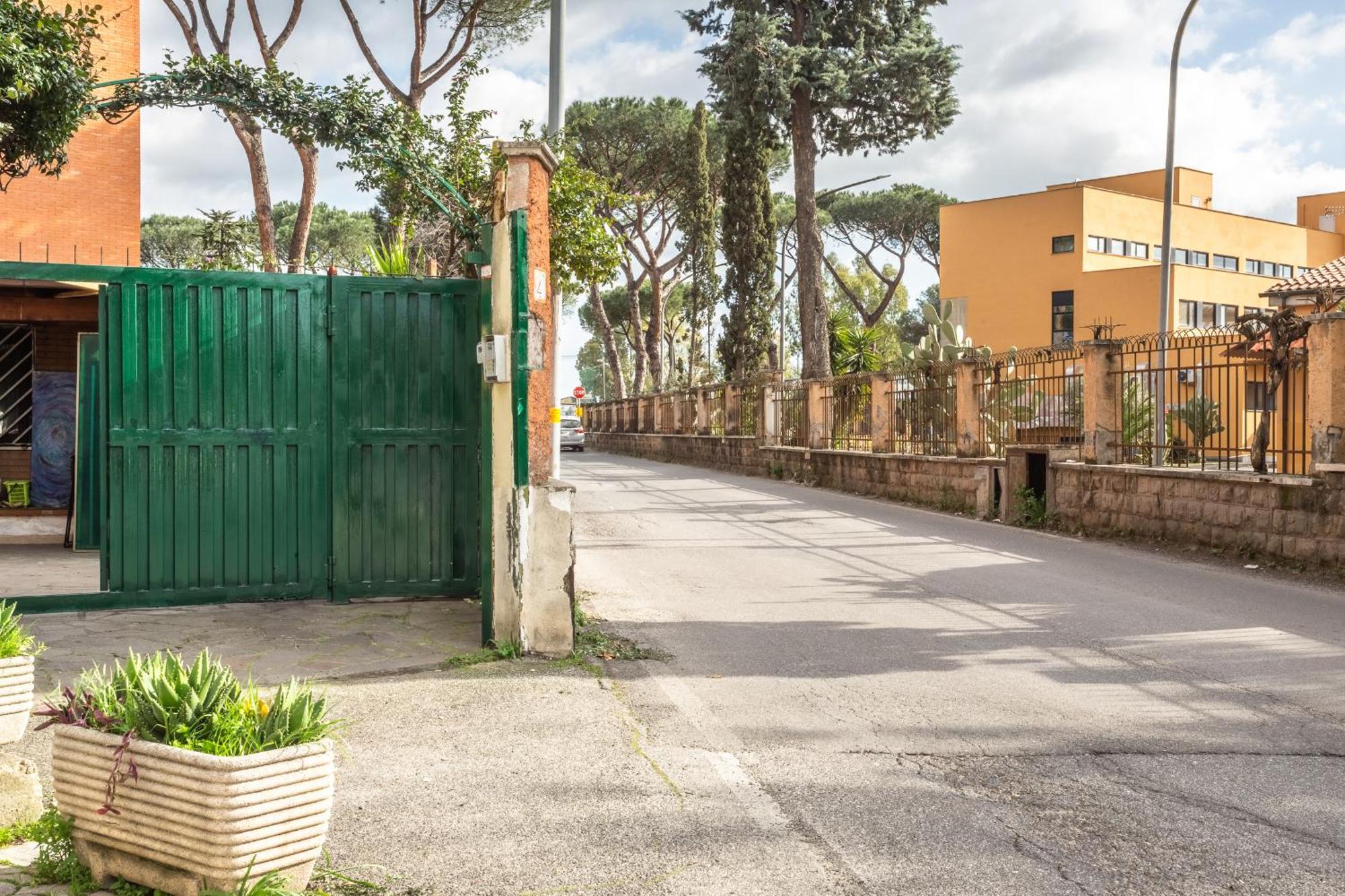 -the Rock- Garden And Express Train Center Apartamento Roma