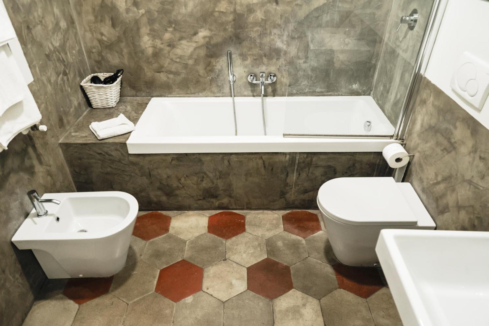 Stylish Loft In Monti Area, Near Colosseum * Roma