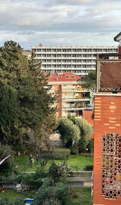 Lovely Terrace Aurelia Apartamento *
